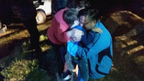 Судакские спасатели помогли найти заблудившихся в ночном лесу женщину с ребенком