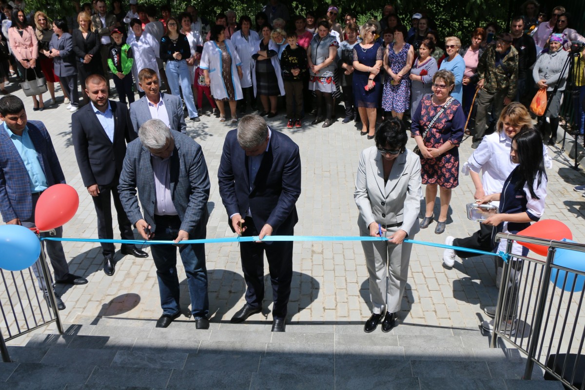 В Грушевке торжественно открыли амбулаторию после капитального ремонта