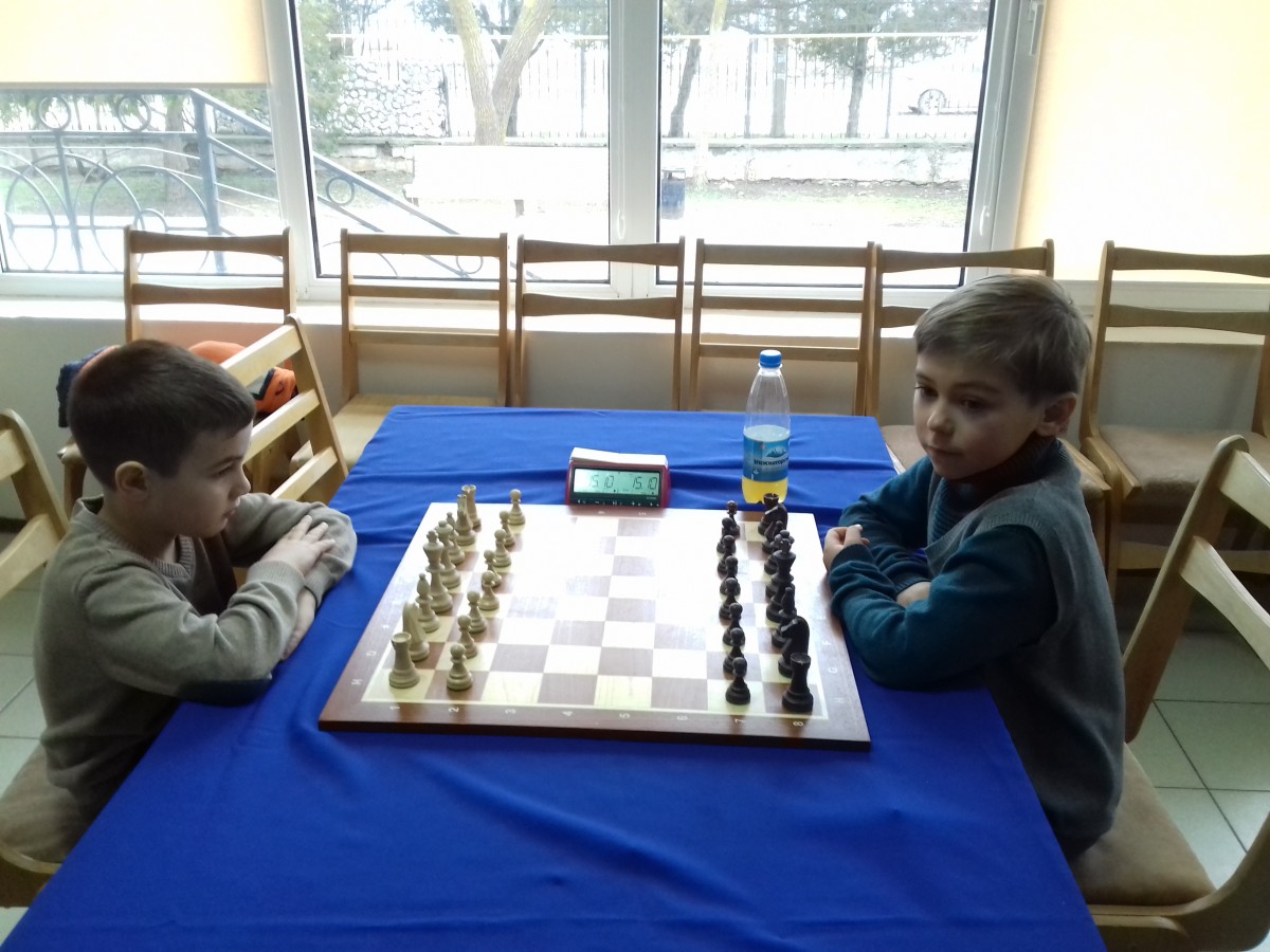 Юные шахматисты из Судака успешно дебютировали на Республиканском турнире